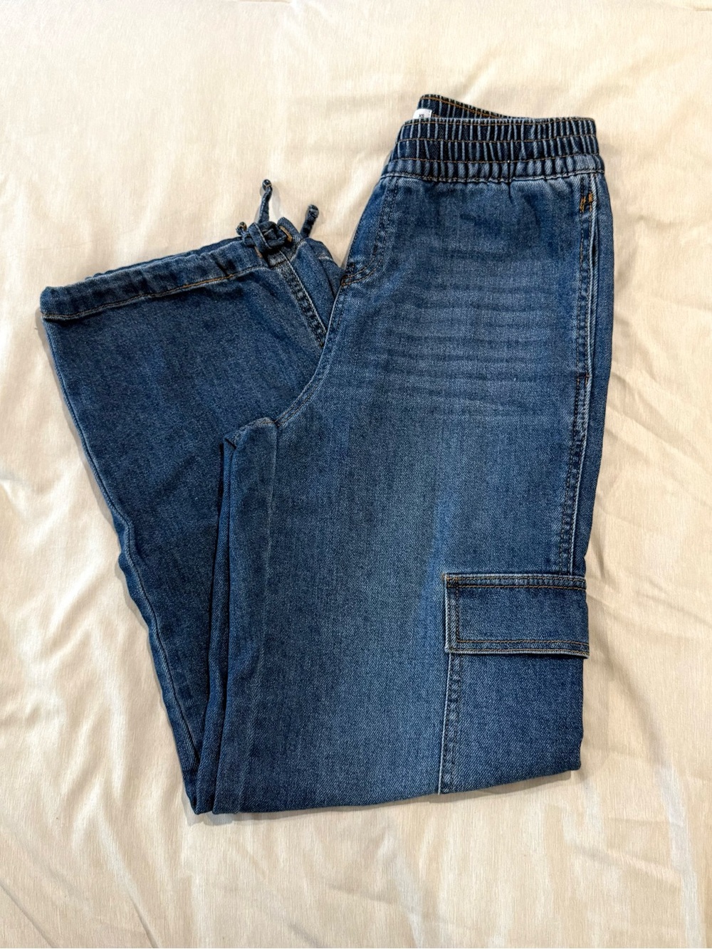 Loose jeans